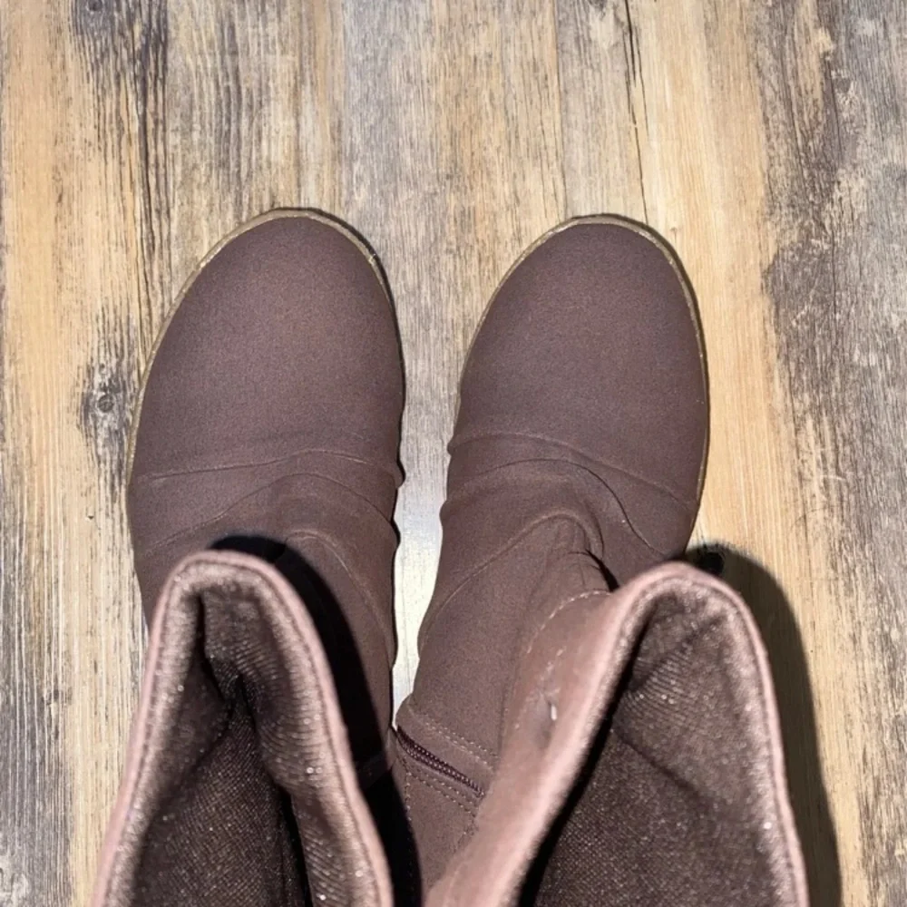 Patagonia Boots NEW, 5 - Picture 6 of 7